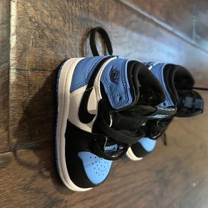 Jordan 1 University Blue